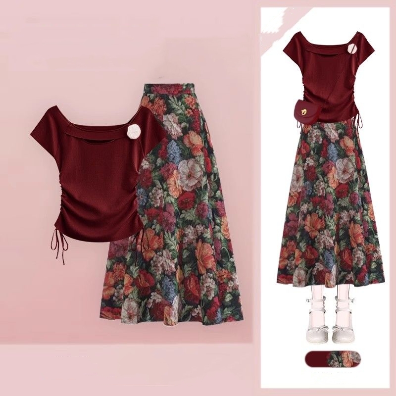 Midi Skirt Floral - Camisetas de color rojo vino de