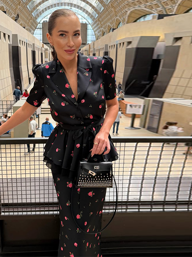 Conjunto de Blazer y Falda Flo - Midi Skirt Floral reseña y precio